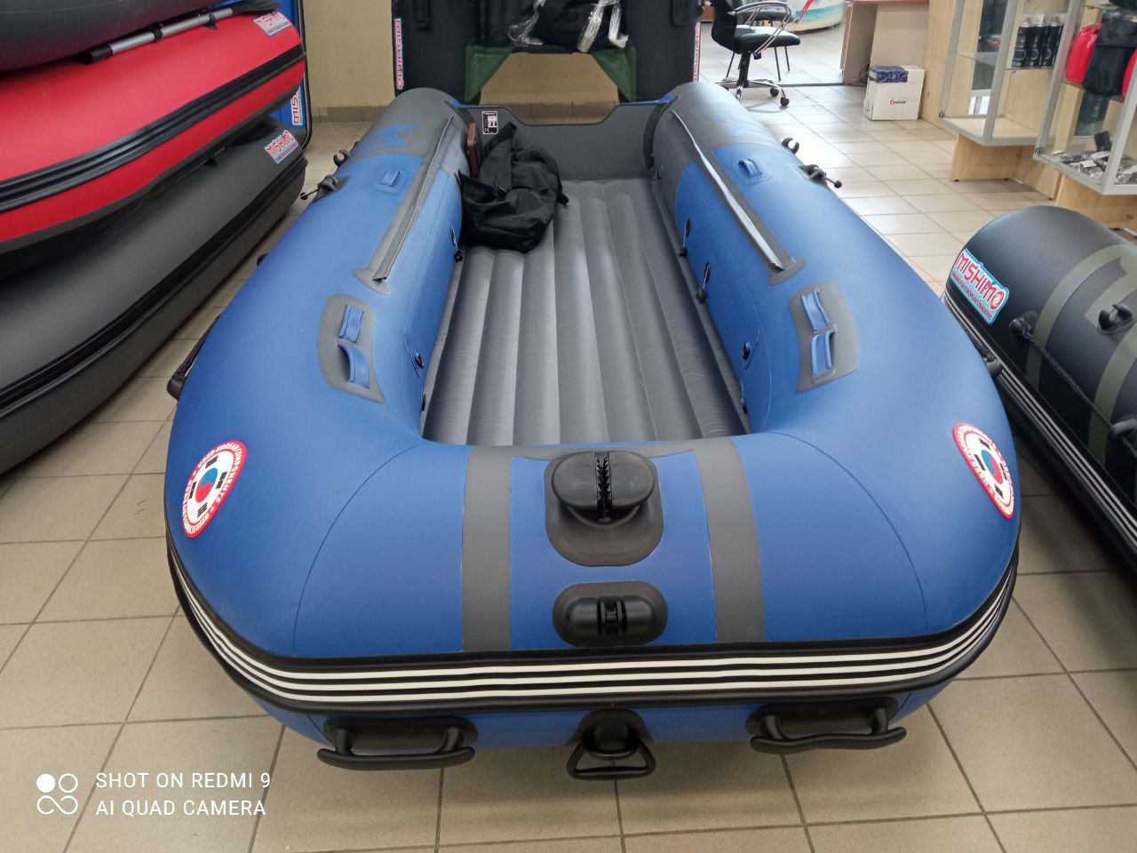 Лодка MISHIMO RIVER JET 410 под водомет в Ноябрьске