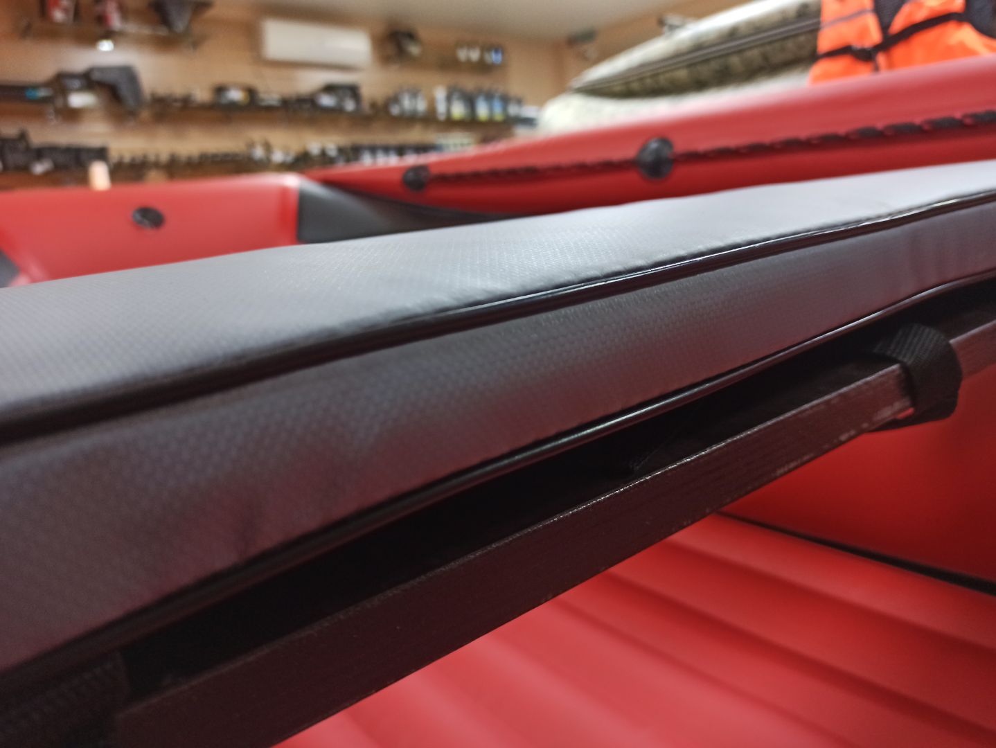 КОМПЛЕКТ МЯГКИХ НАКЛАДОК С СУМКОЙ ДЛЯ ЛОДОК 110Х20 СЕРЫЙ в Ноябрьске