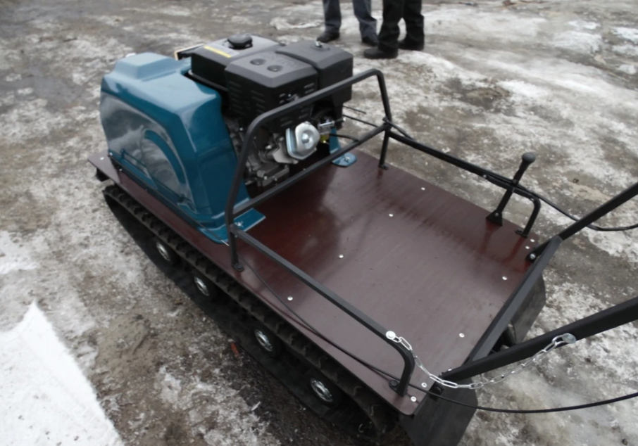 Мотобуксировщик AhtaR LR13 с реверс-вариатором Буран (задний ход) в Ноябрьске