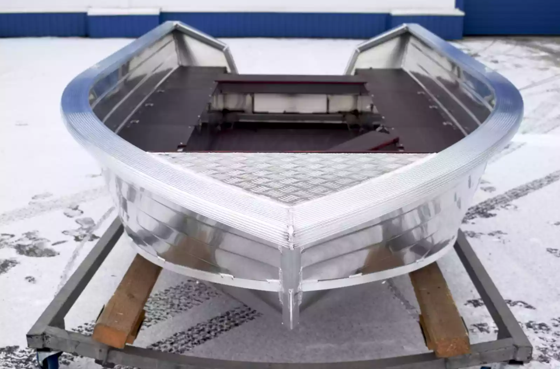 Алюминиевая лодка Неман-400 в Ноябрьске