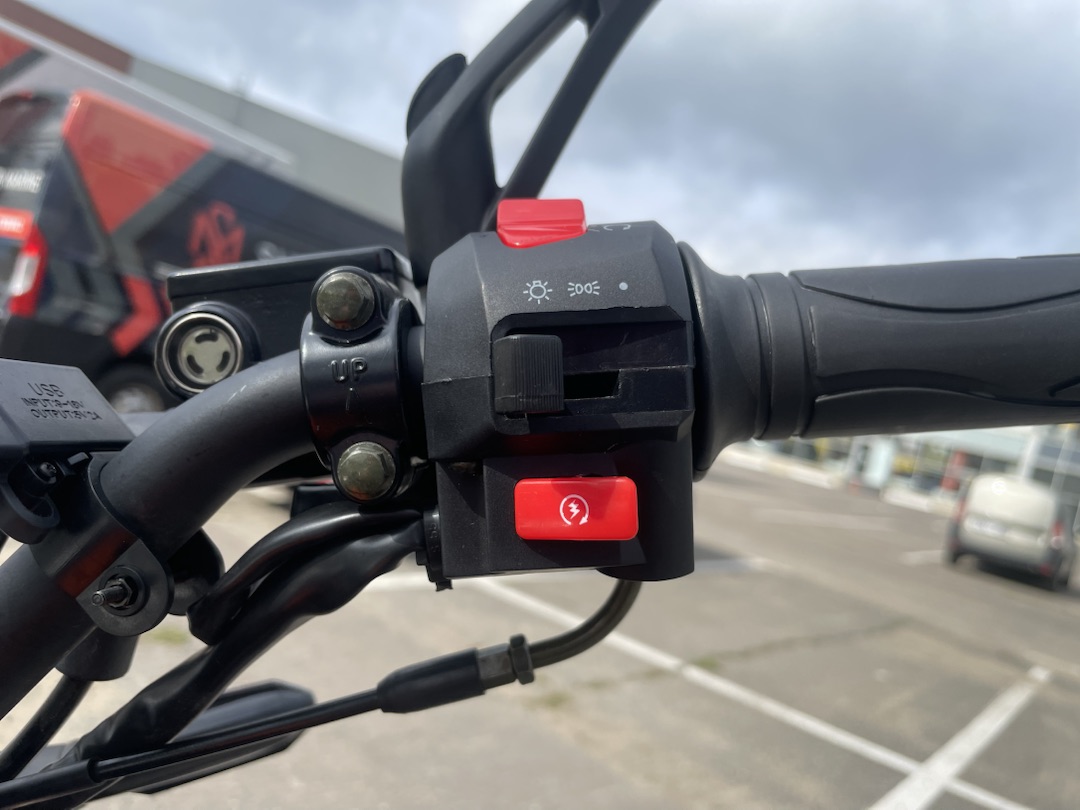 Мопед PROMAX CB150R (49) в Ноябрьске