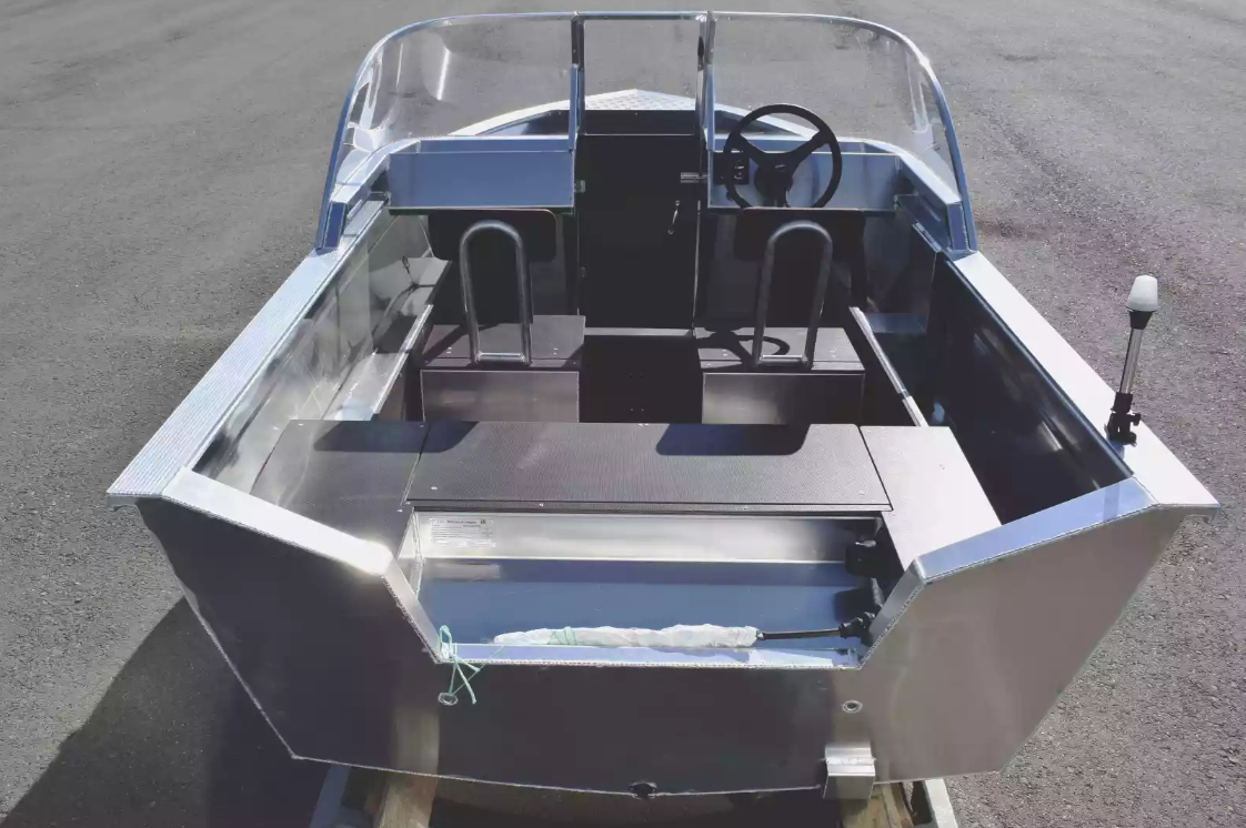 Алюминиевая лодка  Неман-400 DCM в Ноябрьске