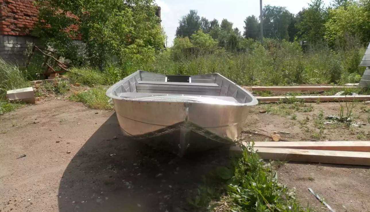 Алюминиевая лодка Вятка-Профи 32 в Ноябрьске