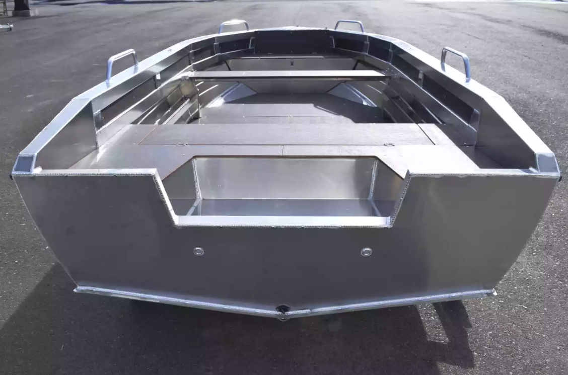 Алюминиевая лодка  Неман-480 Р в Ноябрьске