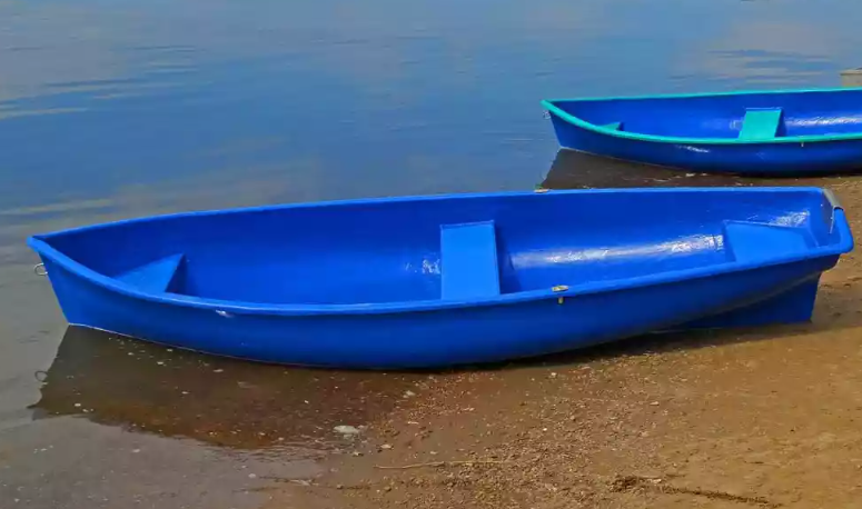 Стеклопластиковая лодка Омуль в Ноябрьске