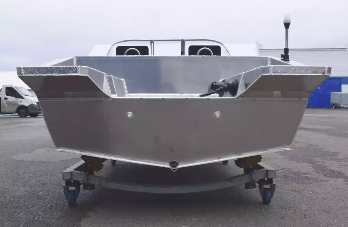 Алюминиевая лодка  Neman-400 PRO в Ноябрьске