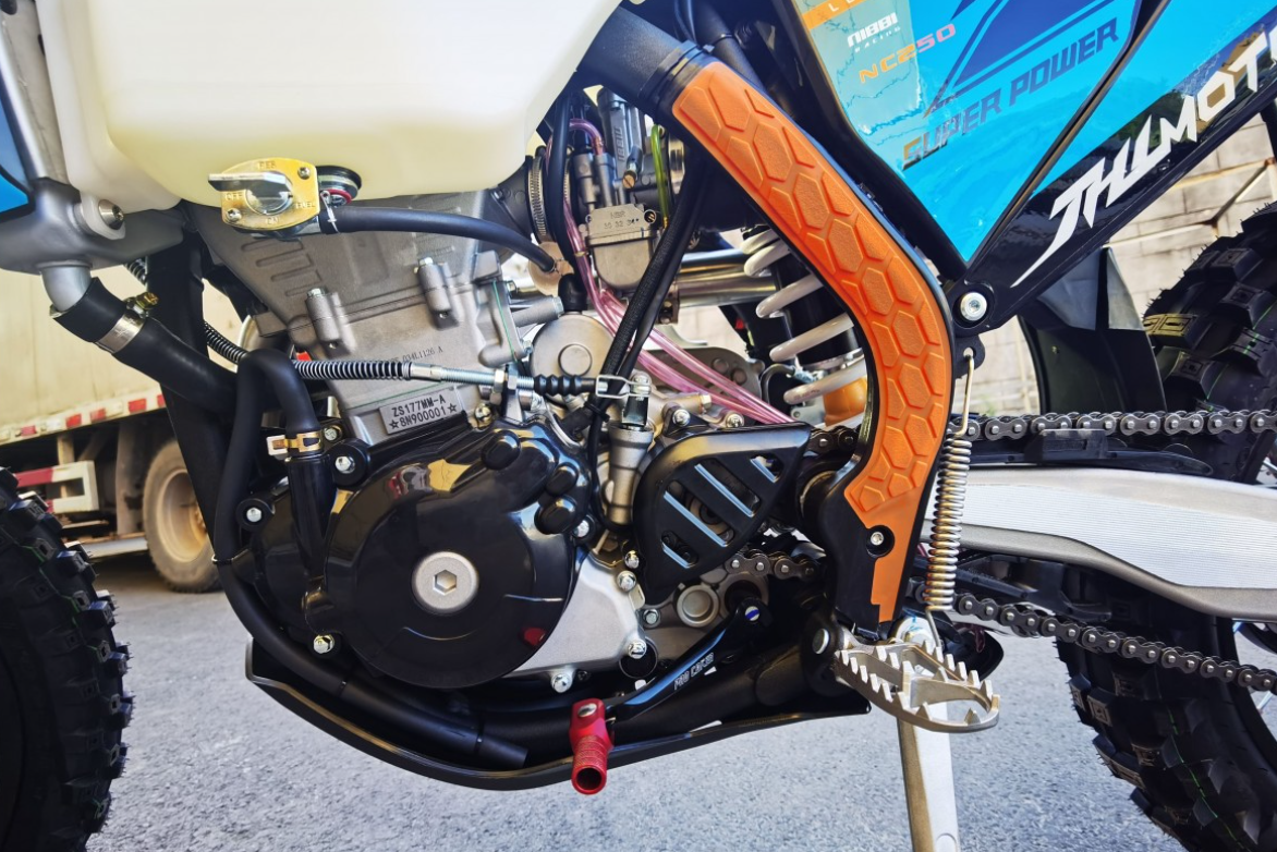 Мотоцикл JHLMOTO JHL Z7 NC250S (177MM-A) в Ноябрьске