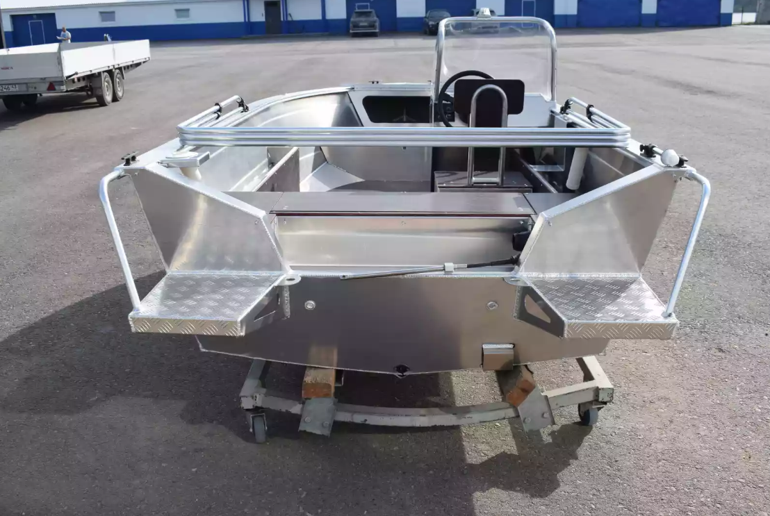 Алюминиевая лодка Неман-400 С в Ноябрьске