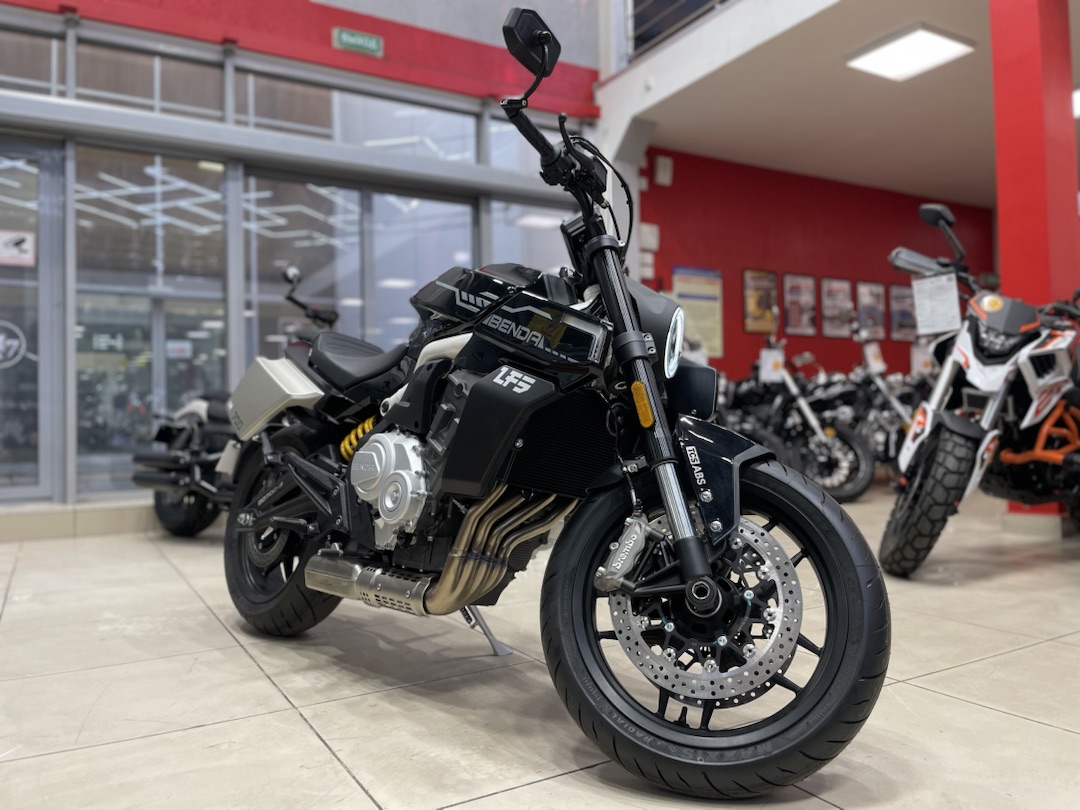 Мотоцикл Benda LFS 700 в Ноябрьске