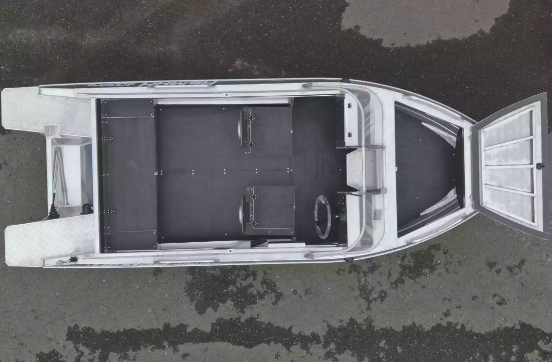 Алюминиевая лодка  Neman-400 PRO в Ноябрьске