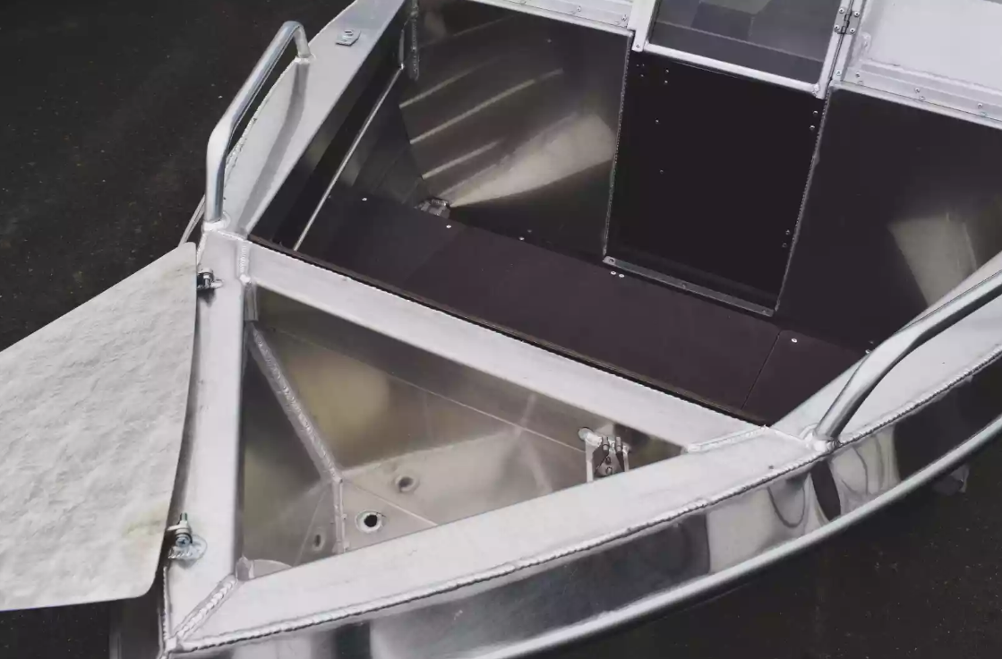 Алюминиевая лодка  Neman-400 DC в Ноябрьске