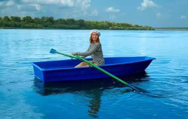 Стеклопластиковая лодка Малютка в Ноябрьске