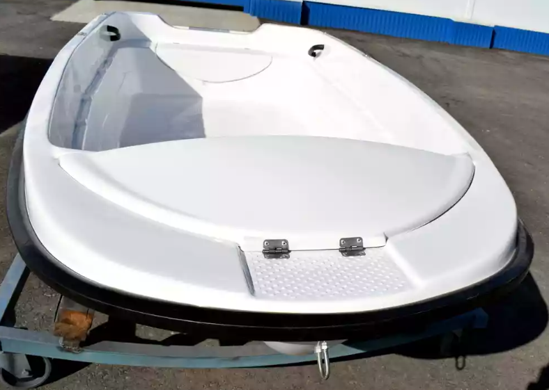 Стеклопластиковая лодка Пингвин (тримаран) в Ноябрьске