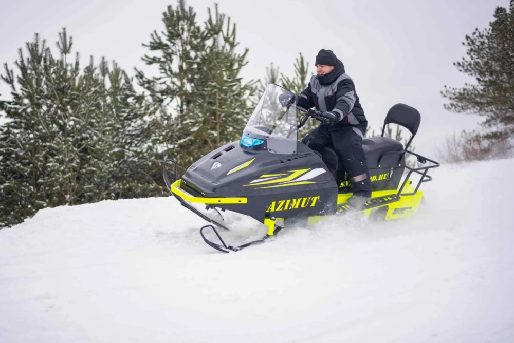 Миниснегоход Бурлак Азимут 24 л.с. , эл.запуск, реверс, тормоз гидравл, капот черный в Ноябрьске