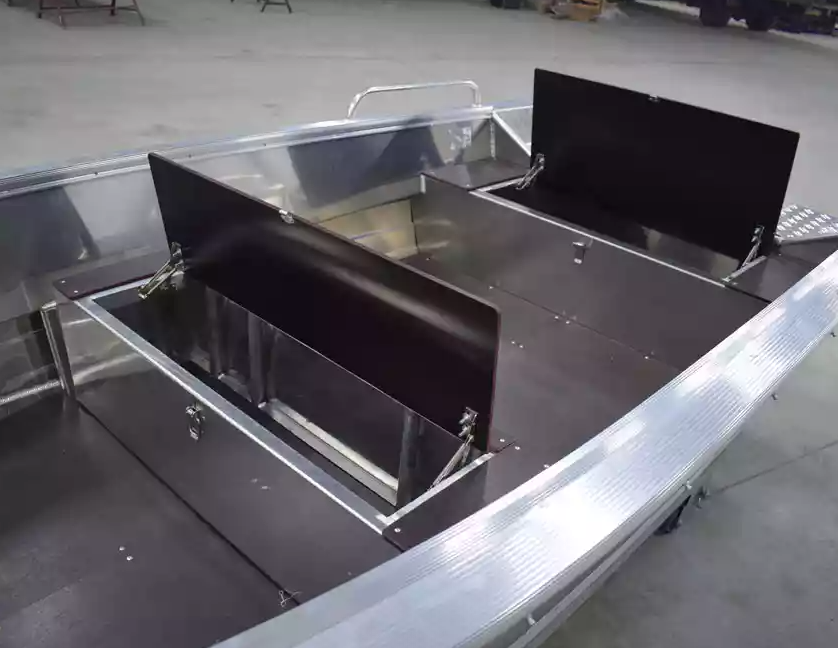 Алюминиевая лодка  Wyatboat-430 Р в Ноябрьске