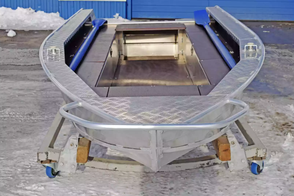 Алюминиевая лодка Wyatboat-340 РМ в Ноябрьске Алюминиевая лодка Wyatboat-340 РМ в Ноябрьске