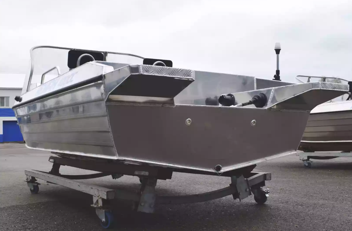 Алюминиевая лодка  Neman-400 DC в Ноябрьске