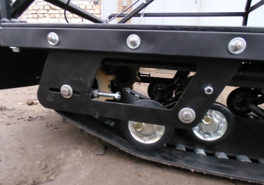 Мотобуксировщик AhtaR Зима 15 л/с с вариатором в Ноябрьске