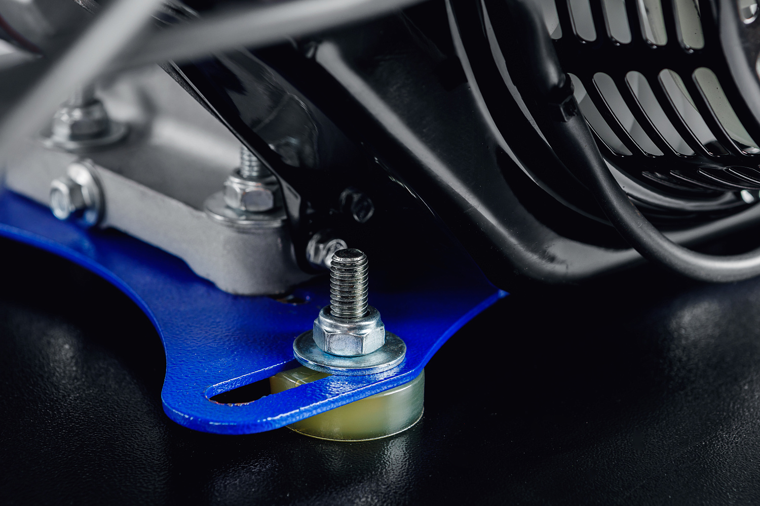 МОТОБУКСИРОВЩИК IKUDZO LONG 2.0 1700/500 EKR20 в Ноябрьске