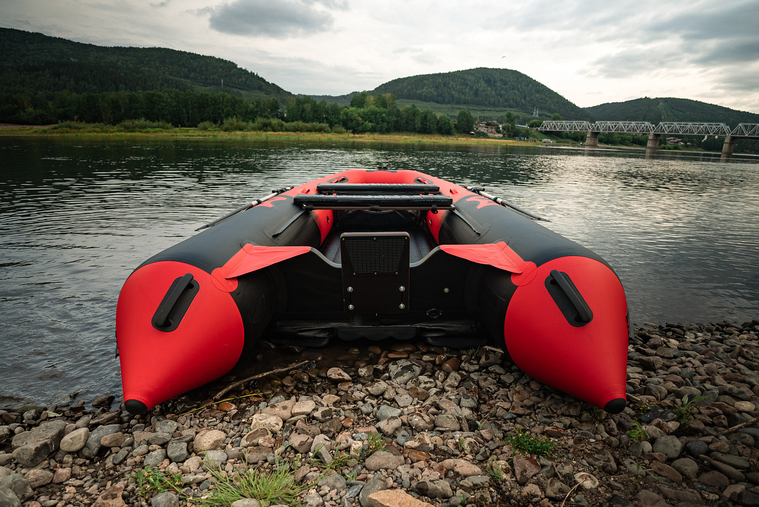 Лодка MISHIMO RIVER JET 400 под водомет в Ноябрьске