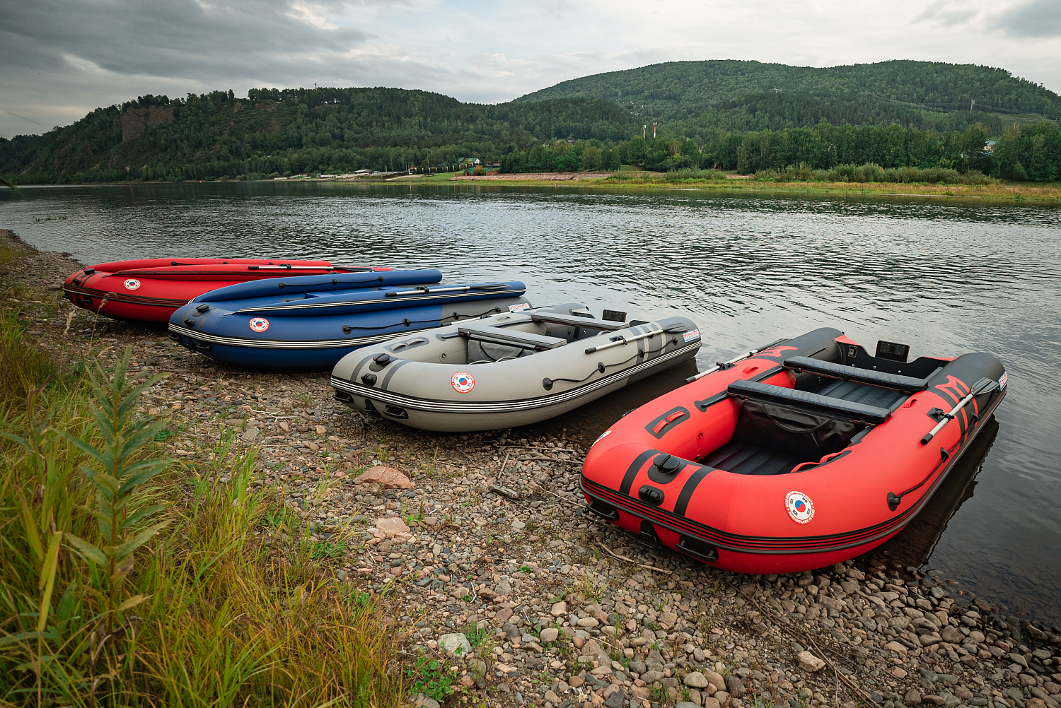 Лодка MISHIMO RIVER FJET PRO 410  под водомет в Ноябрьске