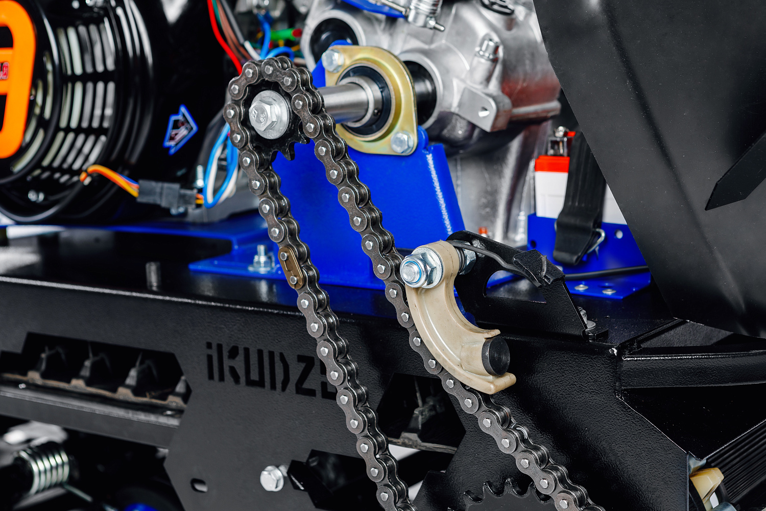 МОТОБУКСИРОВЩИК IKUDZO LONG 2.0 1700/500 EKR20 в Ноябрьске