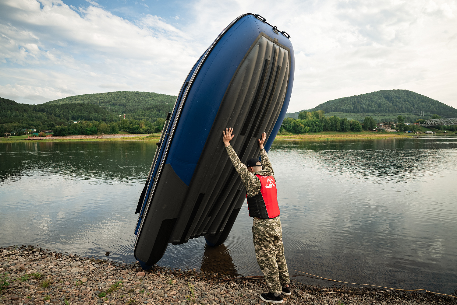 Лодка MISHIMO RIVER FJET PRO 410  под водомет в Ноябрьске