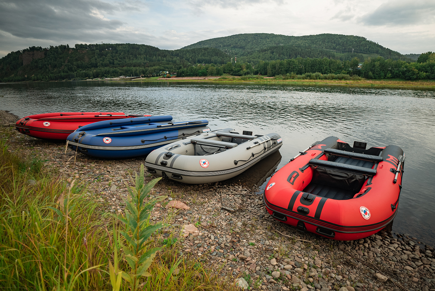 Лодка MISHIMO RIVER FJET PRO 410  под водомет в Ноябрьске